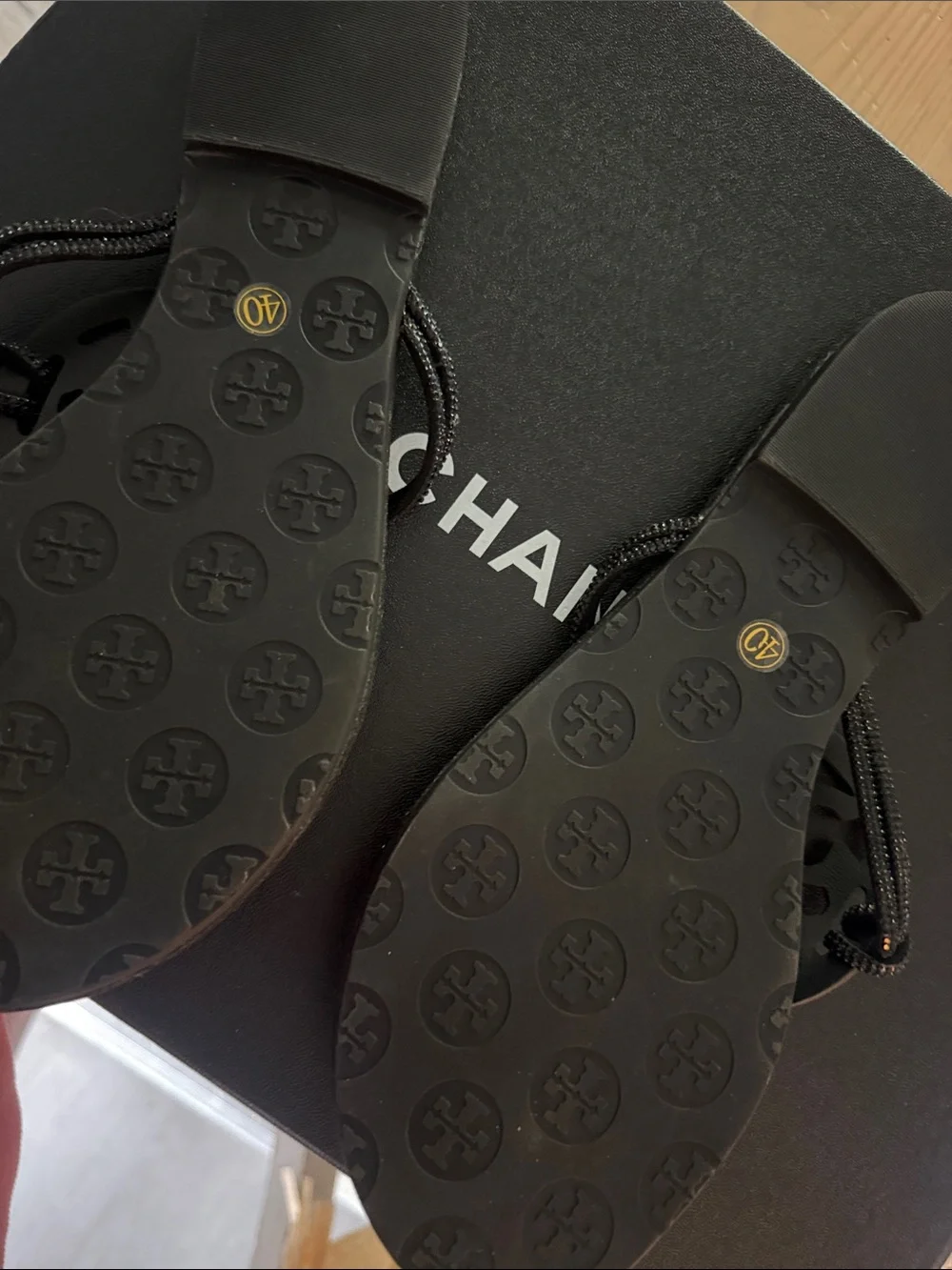 Tory Burch bling classic
